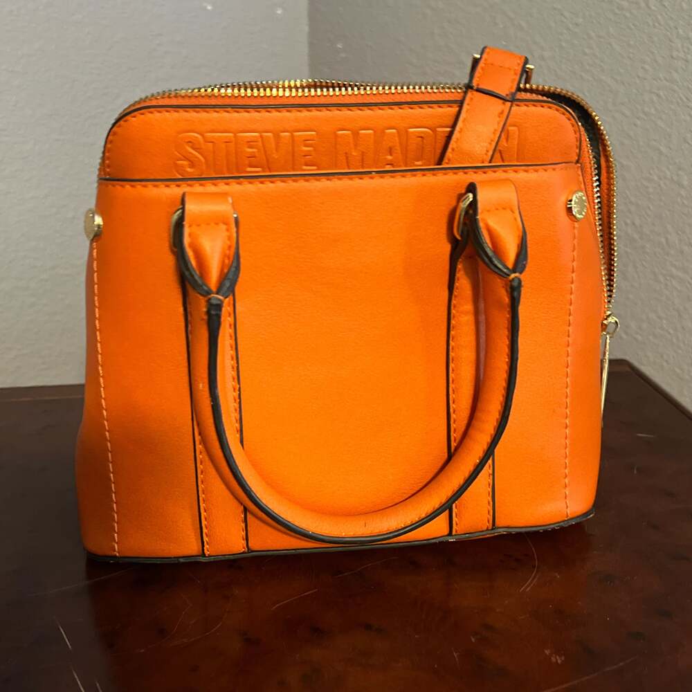 Steve Madden Bevelyn Convertible Crossbody Bag in Sweet Mandarin Orange
